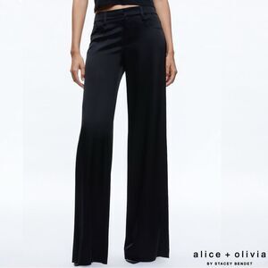alice + olivia **NWT** Trish Satin Low Rise Baggy Pant in Black